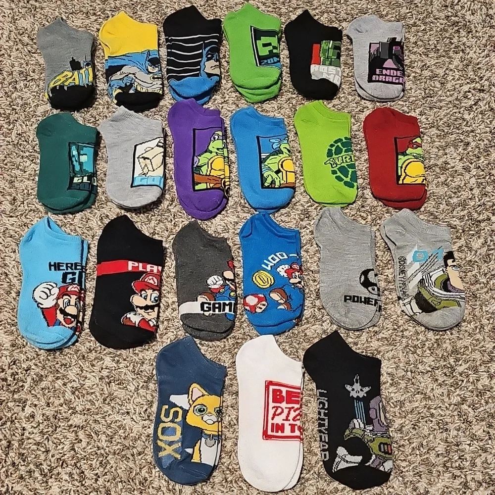 Boys Assorted Character Socks Size S/M